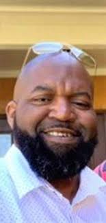 Murray Poole's Instagram, Twitter & Facebook