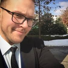 Derek J. Mahan (@D2quaredPhilly)