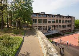 Offering three ib programmes, we inspire a lifelong love of learning and excellence in a welcoming, supportive. Berlin Brandenburg International School Discover Germany Switzerland And Austria