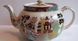 Maybe you would like to learn more about one of these? Blue Willow Gaudy Tea Pot Gater Hall 02 17 2013 Tea Pots Blue Willow Tea