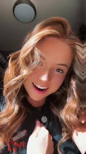 Fionna 🌼 (@fionnaketchfio)