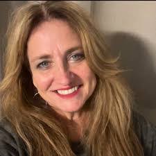 Bobbi Coburn's Instagram, Twitter & Facebook