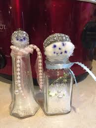 Watch it drying, and just before it loses its shine, sprinkle on the salt. How To Make Fake Snow With Salt Arxiusarquitectura