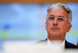 Afera spalinowa VW. Były szef zarządu Audi skazany. Salę sądową opuścił  jako wolny człowiek