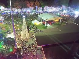 Hoy en día con la construcción del complejo deportivo de kota kinabalu, el recinto se suele utilizar para pequeñas ceremonias. A Good Pork Burger At Xmas Carnival Kk
