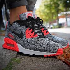 Nike Air Max 90 X Infrared Paisley 25th Anniversary Pack Https Twitter Com Faefmgianm Status 895094722678 Nike Air Max Nike Shoes Women Fashion Sneakers Nike