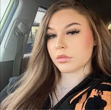 A day early but Happy 29th Birthday to me 💕✨ got a cut and layer safe to  say I'm feeling myself 😌