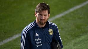 Lionel andrés messi nació el 24 de junio de 1987 en el hospital italiano garibaldi de la ciudad de rosario, en la provincia de santa fe.es el tercer hijo de jorge horacio messi y celia maría cuccittini. Barcelona News Lionel Messi Is Suffering From Fatigue Jorge Sampaoli Reveals Sport360 News