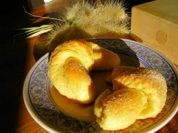 Croissants Allemands Brunnengipfel La Recette Facile Recette Croissant Recette Croissants