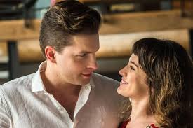 Clara e Patrick fazem sexo pela primeira vez em "O Outro Lado"