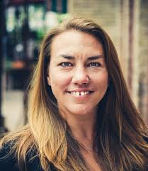 LEADERSHIP TEAMBUILDING