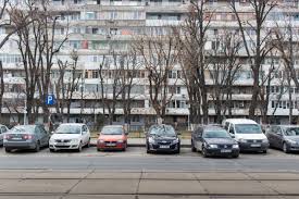 Locuitorii sectorului 4 au început să primească cardurile pentru parcările de reședință, prin serviciul poștal al pinkpost. Primarii De Sector Vor SÄ CreascÄ Taxele De Parcare Cat Ar Putea SÄ PlÄteascÄ In Plus BucureÈtenii