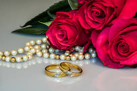 Valentine's day gift ideas for your husband. Valentine S Day Gift Ideas For First Year Marriage Michelle Valentine Tv Love Eat Travel Tv