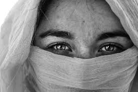 Primbon jawa adalah sebuah buku yang jika seseorang mengalami kedutan pada mata sebelah kiri bagian kelopak mata yang atas, maka seseorang tersebut akan mengalami kejadian buruk. Mitos Kedutan Kelopak Mata Kanan Atas Menurut Islam Pertanda Apa Ini Semua Halaman Suar