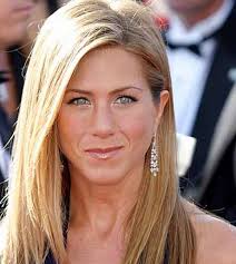 She indulges in a weekly pamper day. 8 Beauty Secrets From Jennifer Aniston S Beauty Regime Beauty Ramp Beauty Fashion Guide By Dr Prem Skin Body Style Makeup And Hairstyles