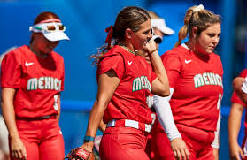 Softbol reprezentacija sjedinjenih američkih država pobedila je meksiko u trećem kolu olimpijskih igara sa 2:0 i podsetimo, softbol se u tokiju ponovo vratio na igre, posle dva propuštena turnira. Elmid0jfv2 Kfm