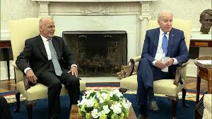 Find another word for meets. Joe Biden Meets With Afghan President Ashraf Ghani At White House Says We Re Gonna Stick With You Abc News