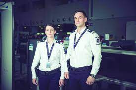 Voi verifica dacă știa pe cineva din echipa mea. De La Cadre La Hr EvoluÅ£ia RecrutÄrii Pentru Activitatea De InformaÅ£ii Revista Intelligence