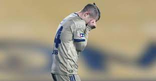 Dimitrios pelkas orta hakeme penaltı itirazında bulunuyor. Gaziantep Fk Fenerbahce Maci Sonrasi Dimitris Pelkas Takimin Durumu Iyi Degil Fotomac