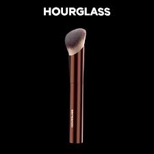 hourgl makeup brush no 21 ambient