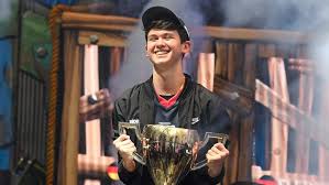 A british teenager has won nearly £1 million after coming second with his teammate in the fornite world cup finals. Fortnite World Cup Won By Us Teen Bugha Who Takes Home 4 3 Million Abc News