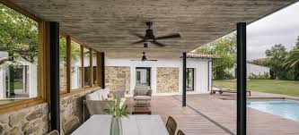 ceiling fans suitable for outdoor use