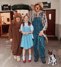 family wizard of oz costume for