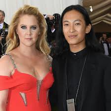 Amy beth schumer was born june 1, 1981, in the upper east side neighborhood of manhattan, new york. Amy Schumer Is The Latest Celebrity To Hate On The Met Gala Fashionista