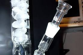 glass bong water pipe comparison