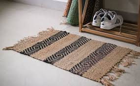 handknotted rugs with or without