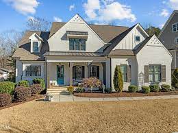 homes in holly springs nc