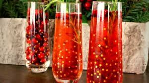poinsettia drink cranberry chagne