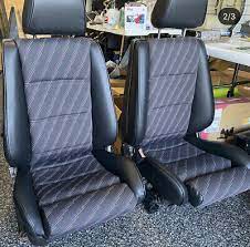 Bmw E30 325i M3 Sport Seat Kit Stand