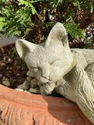 Sleeping Cat Stone Statue Garden