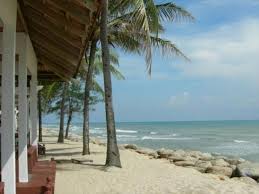 Terengganu dikenali dengan tempat pelancongan, lagi lagi dengan banyak pulau yang ada di terengganu ni seperti pulau perhentian, pulau ada lebih kurang 21 buah hotel di terengganu yang mempunyai pemandangan yang best di tepi pantai antaranya: Sutra Beach Resort Di Merang Ulasan Sebenar Harga Murah 2021 Di Agoda