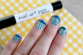 nail art blue with white polka dots