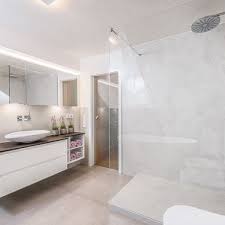 Dass moderne fliesen für dusche und bad immer noch funktional und praktisch sein müssen steht badezimmerbereiche mit fliesen unterteilen. Welche Fliesen Im Badezimmer Sind Die Passenden