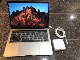 apple macbook pro 13 inch 2017 four