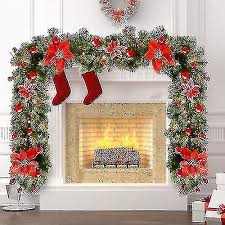 9ft Pre Lit Garland With