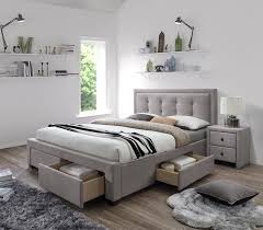 Това легло е много лесно да се почиства и поддържа. Spalnya Evora Mebeli Largo