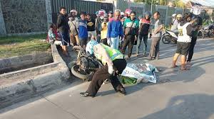 Lowongan kerja driver di indonesia. Innalillahi Wa Innailaihi Rojiun Winarni Tewas Kecelakaan Terlindas Truk Di Semarang Lewat Trotoar Tribun Jateng