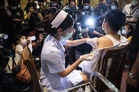 How the sinovac vaccine works. Thailand Kicks Off Covid 19 Vaccine Program With Sinovac Shots Bloomberg