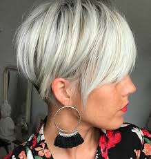 There are multiple layers in this hairstyle and we love the this hairstyle is perfect for women with a thick medium length of hair. Bob Short Hairstyles For Women Over 60 Short Hair Models