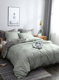 green comforter bedroom
