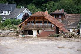 Suivez ces conseils de sécurité pour préparer votre maison à la saison des inondations et prévenir les dégâts d'eau en cas d'inondation dans votre région. Inondations En Allemagne Le Bilan Passe A Au Moins 58 Morts