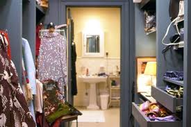 25 best walk in closet storage ideas and designs for master bedrooms. Ensuite Through The Wardrobe Is It A Good Idea Stuff Co Nz
