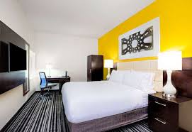 The union square inn is situated on east 14th street, a busy, commercial block of manhattan. Holiday Inn Express San Francisco Union Square An Ihg Hotel In San Francisco Hotels Com