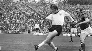 Gerd muller ●best goals and skills in history ● hd. West Germany Ussr Muller Strikes Twice As West Germany Beat Ussr In 1972 Euro Final Uefa Euro 2020 Uefa Com