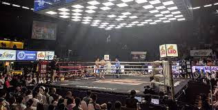 muay thai boxing at rajaern stadium
