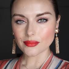 pink and red makeup is trending on